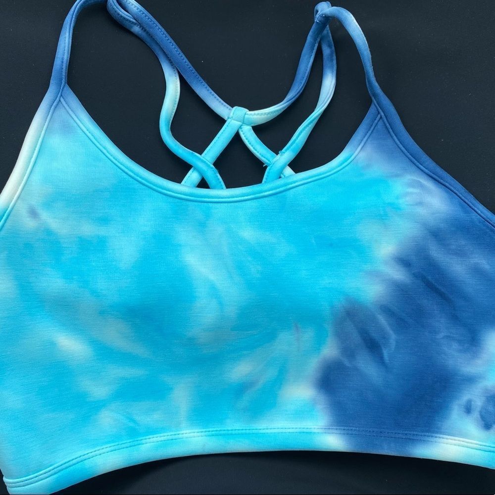 NWT chaser lounge sports bra
